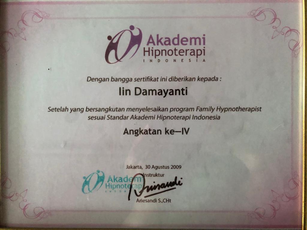 Family Hypnotherapist Family Hypnotherapist